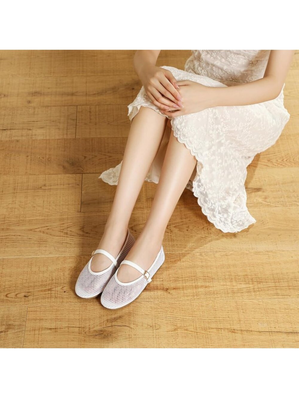 Women's Black Comfortable Round Toe Buckle Strap Breathable Mesh Design Flats - Picture 2 of 6